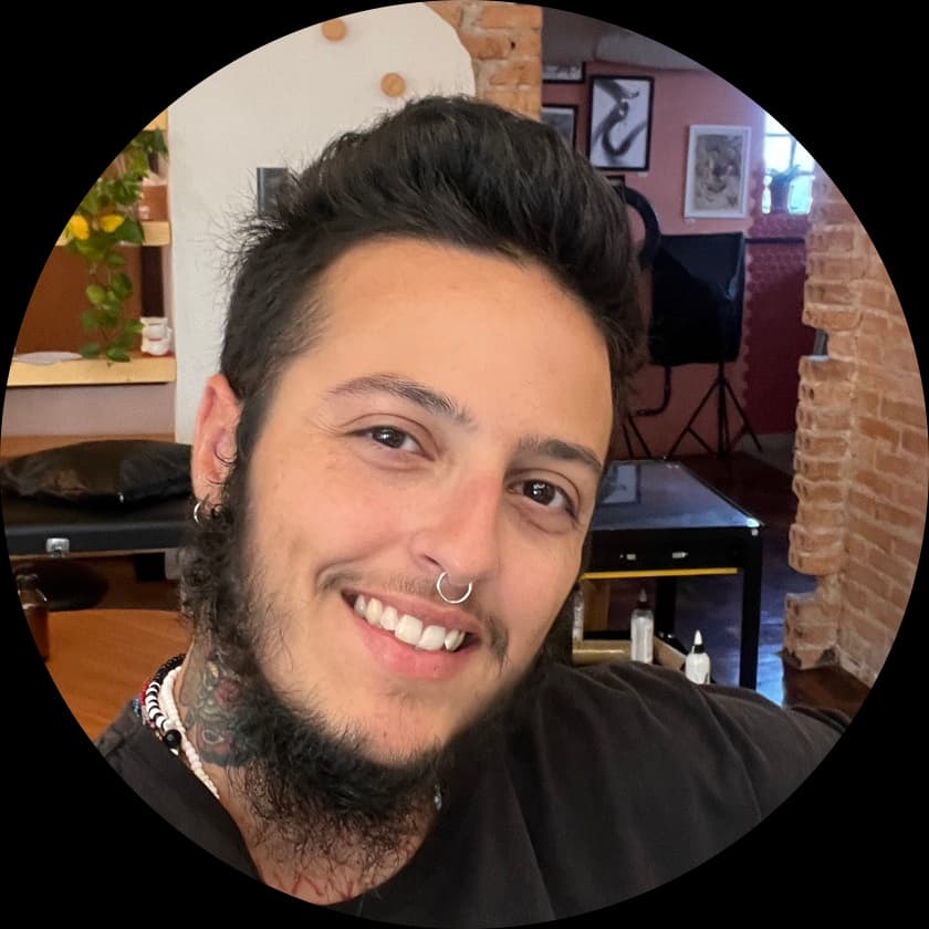 Teste Arraes - Queertatua