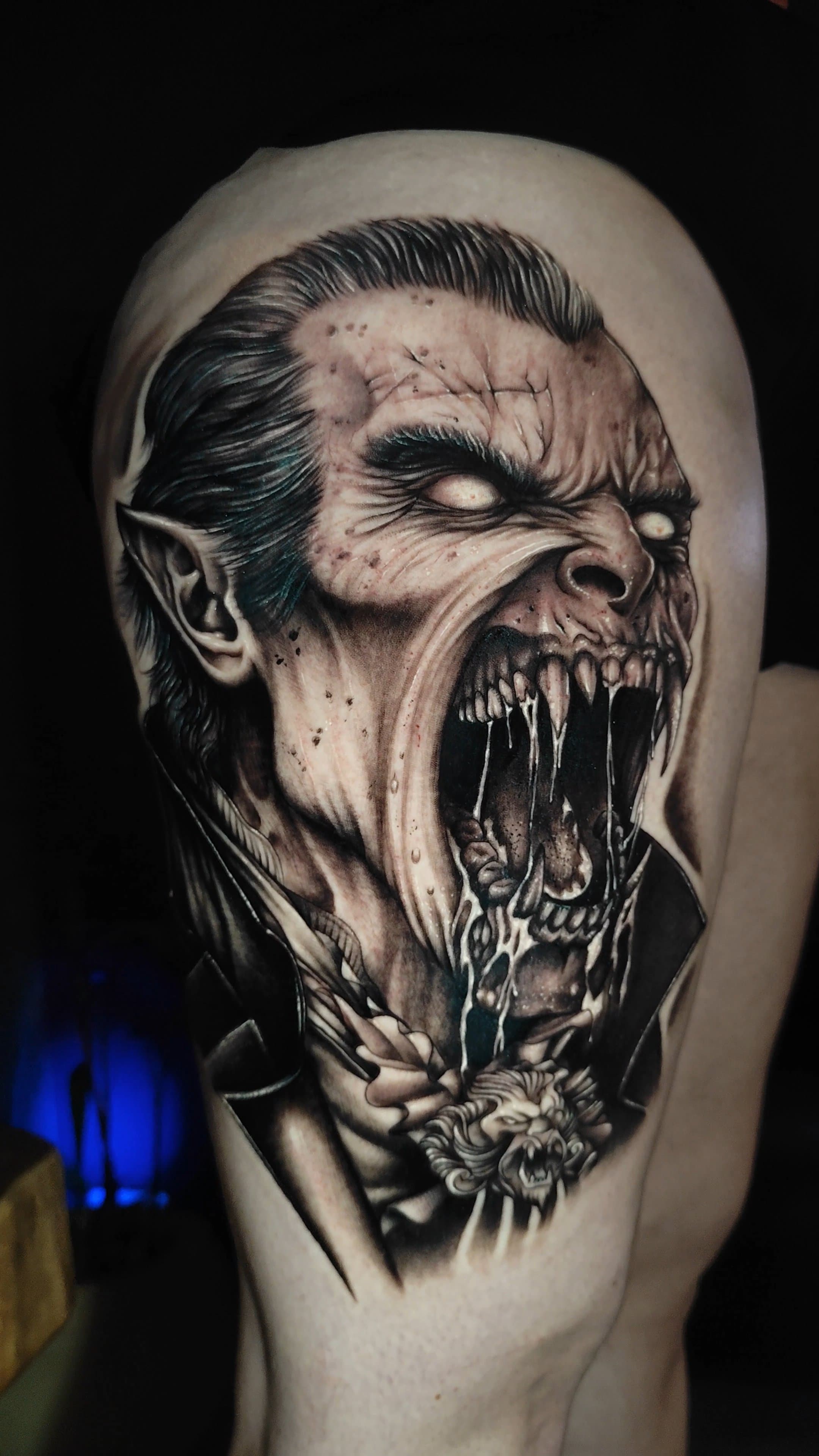 FROM HELL. Trabalho exclusivo